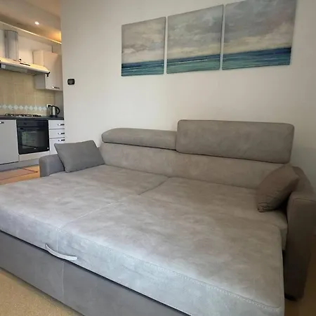 Casa Robutti A Apartment Alassio
