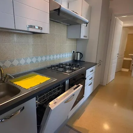 Apartment Casa Robutti A *