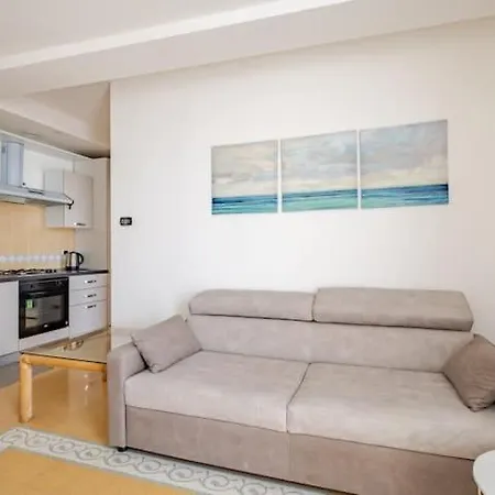 Casa Robutti A Алассіо